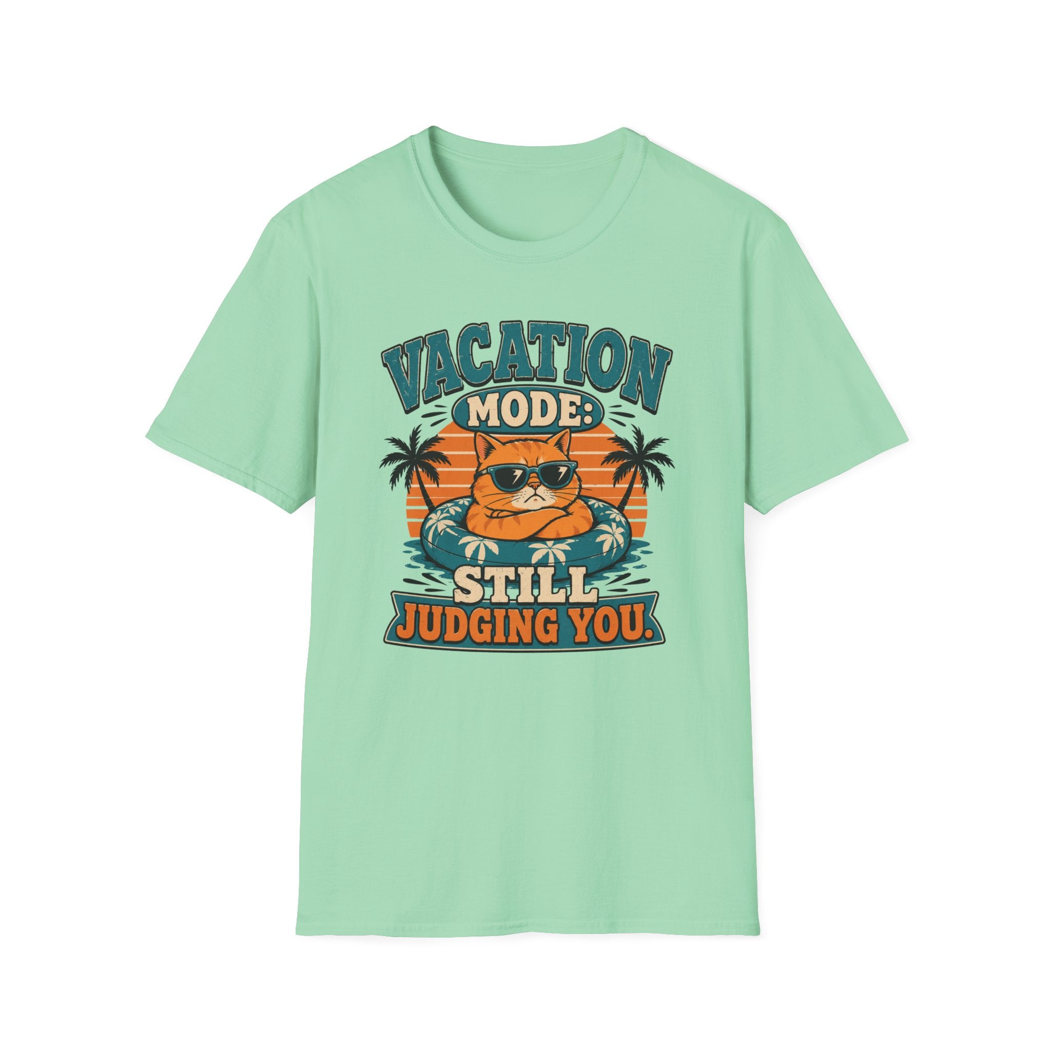 Grumpy cat on vacation T-Shirt
